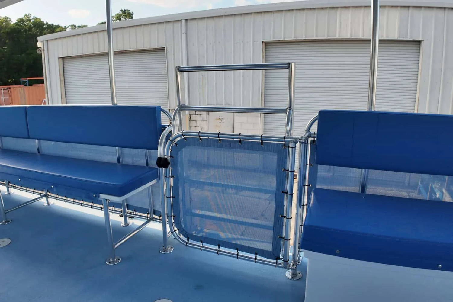 sightseeingboat-bluebird-width-10