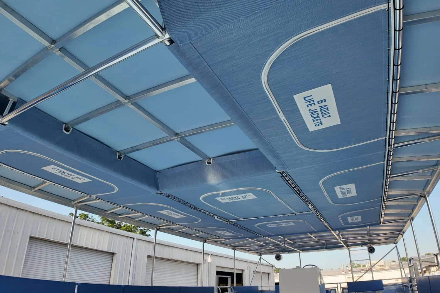 sightseeingboat-bluebird-width-4